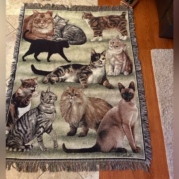 Cat-Themed Tapestry Throw - Picture 5 of 7